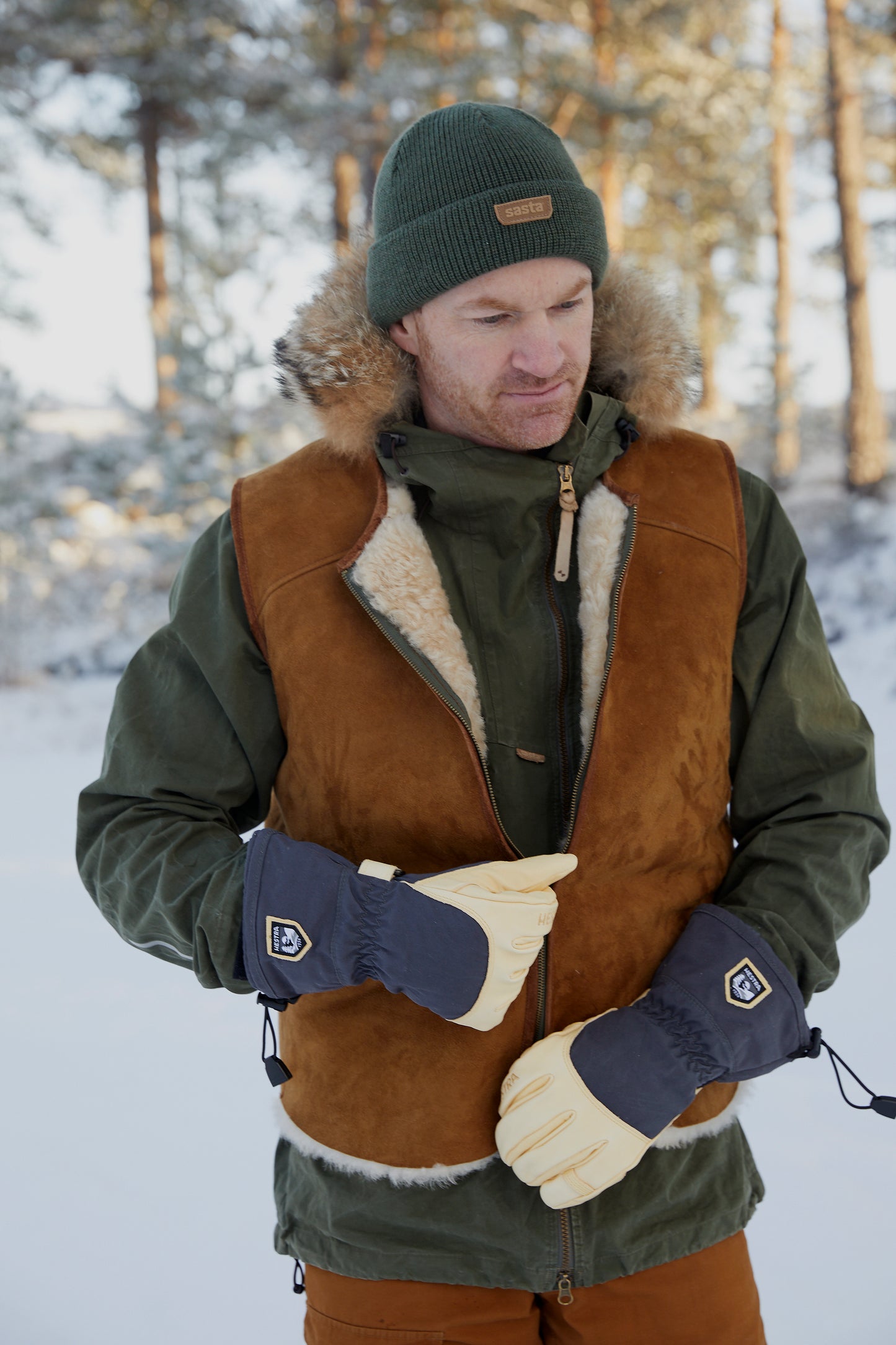 Saueskinn vest, laget i Norge. Unisex