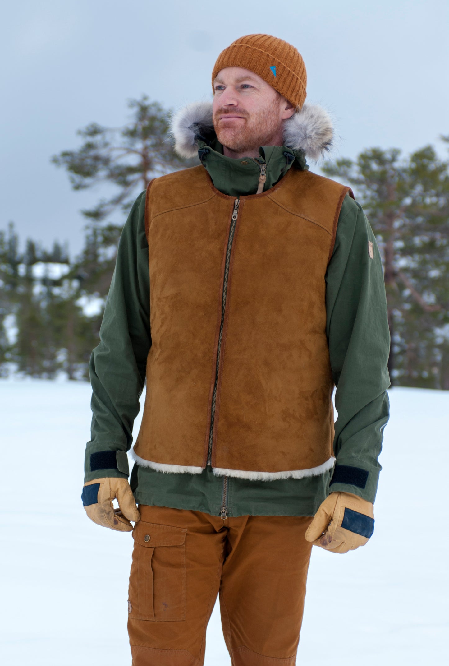 Saueskinn vest, laget i Norge. Unisex