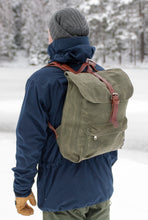 Load image into Gallery viewer, The Rogue Backpack, Moss / uten sidelomme